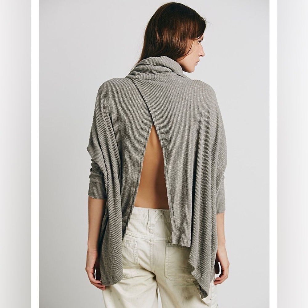 FREE PEOPLE BEACH WORLD TRAVELER SPLIT BACK TOP